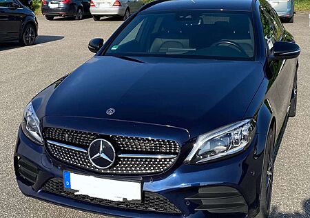 Mercedes-Benz C 200 T 9G-TRONIC AMG Line