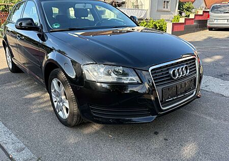 Audi A3 Sportback 1.6 Attraction / 1-Hand / Alu