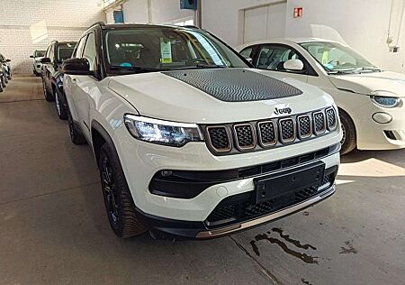 Jeep Compass Upland PHEV 4WD+NAV+LED+KAM+ACC+VIRTUAL