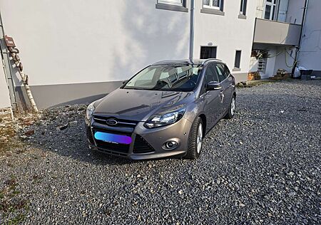 Ford Focus Turnier 1.0 EcoBoost Start-Stopp-System Titanium