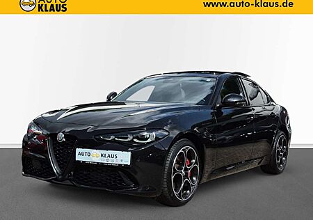 Alfa Romeo Giulia 2.0 Competizione Q4 Schiebedach Assistenzpaket