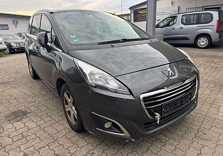 Peugeot 5008 Allure/7 SITZER/AUTOMATIK