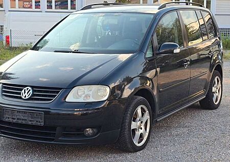 VW Touran Volkswagen Trendline