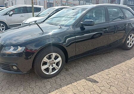 Audi A4 Avant Attraction