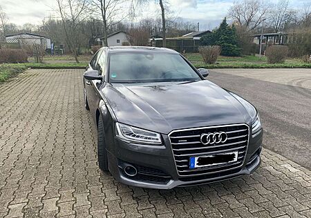 Audi A8 4.2 TDI Quattro diesel