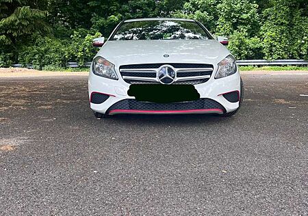 Mercedes-Benz A 180 BlueEfficiency (176.042)