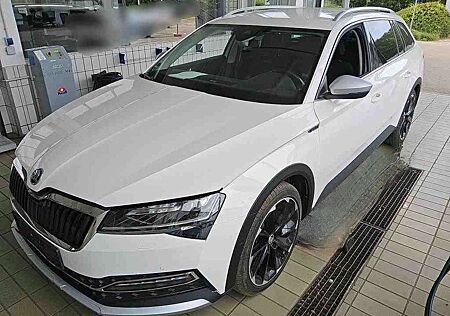 Skoda Superb Combi Scout 4x4 *19Zoll*COLUMBUS*CarPlay*Park-Assi