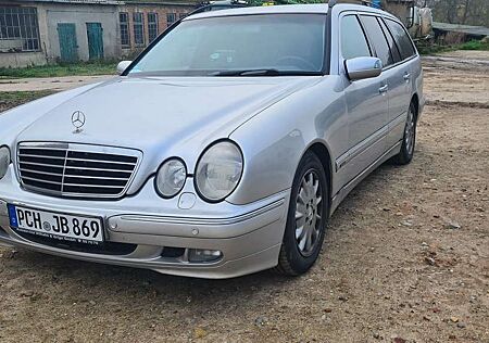 Mercedes-Benz E 270 T CDI Avantgarde