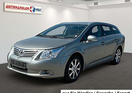 Toyota Avensis Kombi 2.0 Dual-AAC SHz PDC Tempo