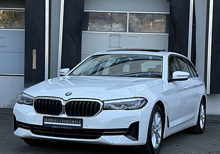 BMW 520 d Touring LED LiveCockpit Pano Ambiente-Bel.