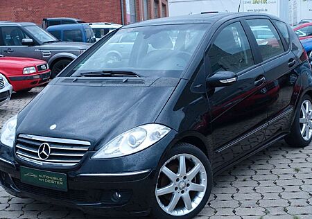 Mercedes-Benz A 200 CDI*AVANTGARDE*DESIGNO*AUTOMATIK*SHZ*TEMPO