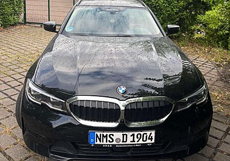 BMW 320d 320 3er Touring Diesel Touring Aut. Advantage