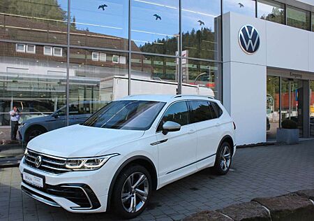 VW Tiguan Allspace Volkswagen R-Line 2.0 TDI 4Motion DSG AHK