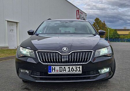 Skoda Superb Combi 1.8 TSI Style