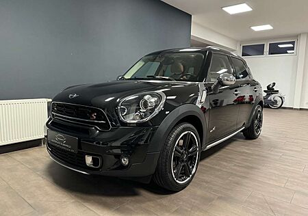 Mini Cooper S Countryman Cooper S All4 /LEDER/SHZ/NAVI/XENON/PDC/2.HD/SH