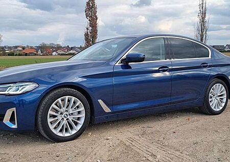 BMW 540i 540 xDrive Aut. Luxury Line