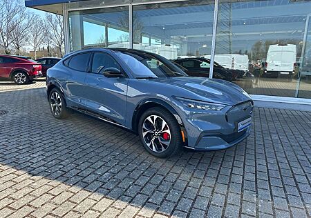 Ford Mustang Mach-E Premium AWD Standard Range