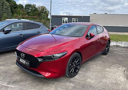 Mazda 3 SKYACTIV-G 2.0 M Hybrid DES-P., ACT-P., Bose, Lede