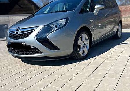 Opel Zafira 1.8 Family