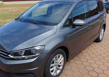 VW Touran Volkswagen 1,6 TDI Comfortline 7-Sitzer mit Panoramadach