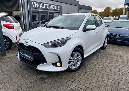 Toyota Yaris 1.5*A-GRA*ALU*APPLE&ANDROID*Klima*KAMERA*Sitzheiz