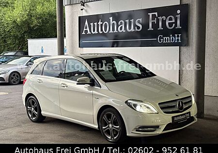 Mercedes-Benz B 180 BI-XENON*PTS*TEILLEDER*SITZH.*AHK*NAVI*