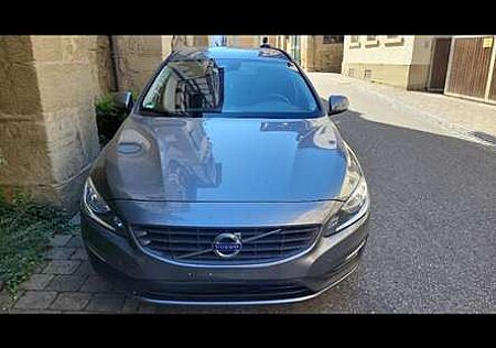 Volvo V60 D2 Kinetic