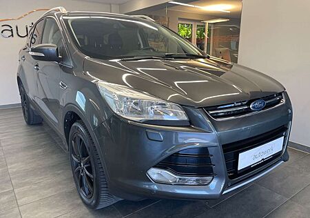 Ford Kuga Titanium*AUT/Navi/Panorama/AHK/Leder/Kamera
