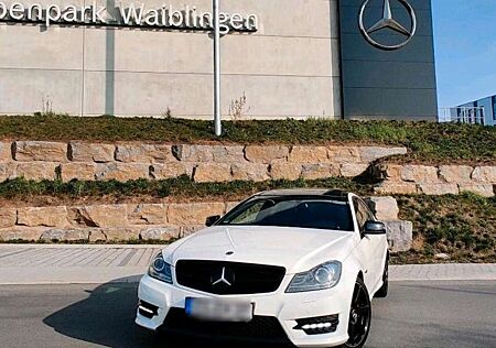 Mercedes-Benz C 250 Coupe Sport AMG