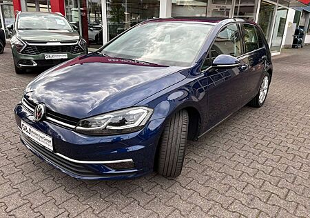 VW Golf Volkswagen VII Highline Navi, PDC, LED, Tempomat