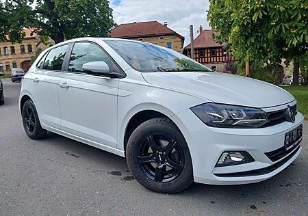 VW Polo Volkswagen VI Trendline Navi SHZ
