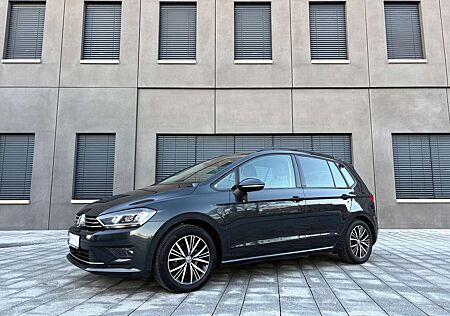 VW Golf Sportsvan Volkswagen Golf VII Sportsvan 1.2 TSI Comfortline