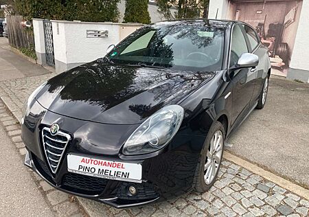Alfa Romeo Giulietta Turismo 1. Hand Scheckheftgepflegt