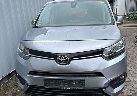 Toyota Pro Ace Proace City Proace City Verso Diesel 5-Türer Verso 1.5 L2