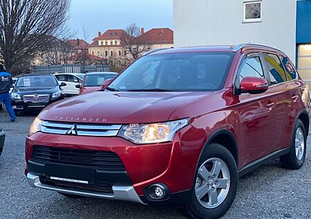 Mitsubishi Outlander Klassik Kollektion+ 4WD