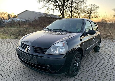 Renault Clio II Campus TÜV 11/2026 5 TÜRER/ZENTRALVER.