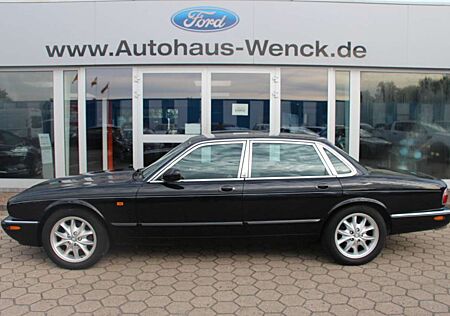 Jaguar XJ Sovereign 4.0*2.HAND*el.SD*LEDER*PDC*PIC89