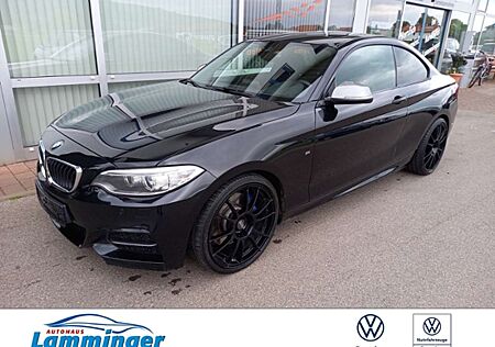 BMW 240 Coupe M235i