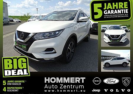 Nissan Qashqai 1.3 DIG-T N-Connecta Panoram Navi Kamera