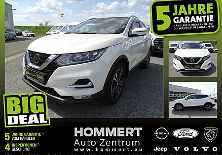 Nissan Qashqai 1.3 DIG-T N-Connecta Panoram Navi Kamera
