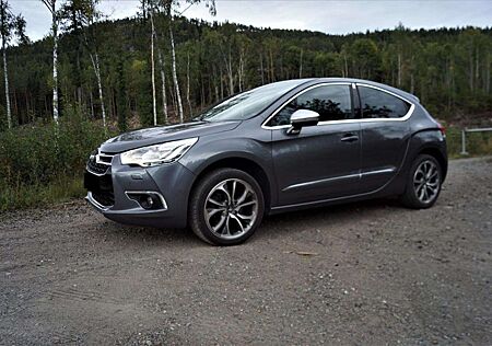 Citroën DS4 Citroen HDi 165 SoChic