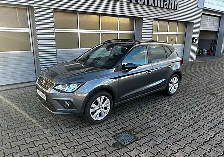 Seat Arona Style CarPlay/Android Rückfahrkamera AHK