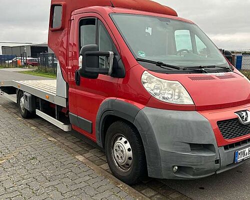 Peugeot Boxer Abschleppwagen