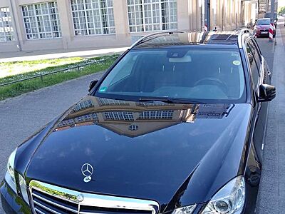 Mercedes-Benz E 220 E 220 T CDI DPF BlueEFFICIENCY 7G-TRONIC Avantgarde