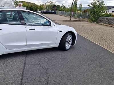 Tesla Model 3 RWD Hinterradantrieb