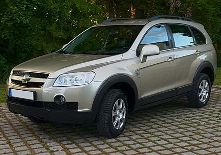 Chevrolet Captiva 2.4 2WD 7 Sitzer LS, TOP ZUSTAND !
