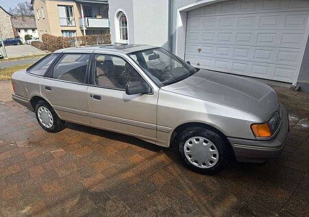 Ford Scorpio Scorpio GL (MK1 GAE)