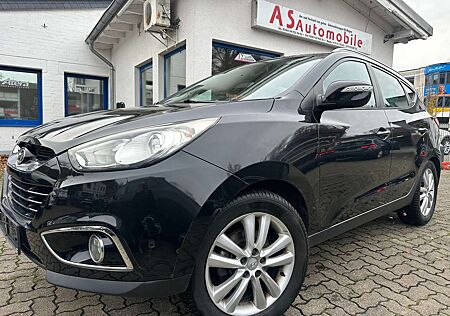 Hyundai ix35 gebraucht kaufen Hyundai ix35 2.0 CRDI NAVI+KAMERA+LEDER+KLIMATR.+AHK+SHZ+ALU