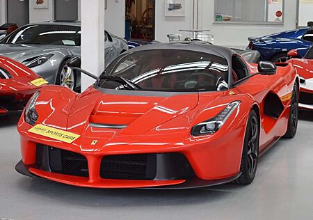 Ferrari LaFerrari Reifen & Service neu * top Zustand *