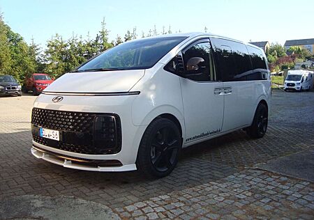 Hyundai Staria Signature 2WD Tuning 20 Zoll Räder